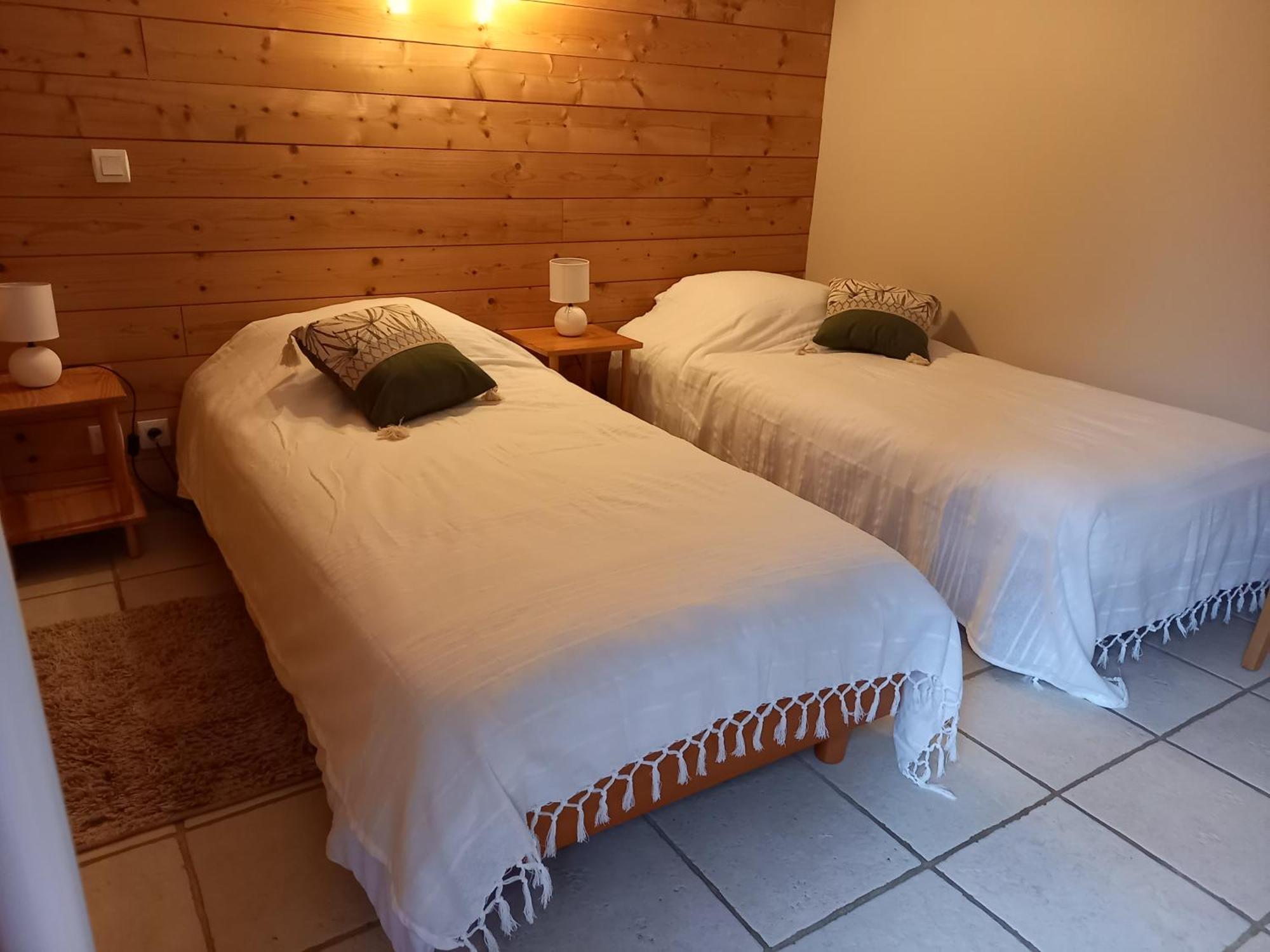 Chambres D'Hotes Le Gentil Home Arras-en-Lavedan Exterior photo